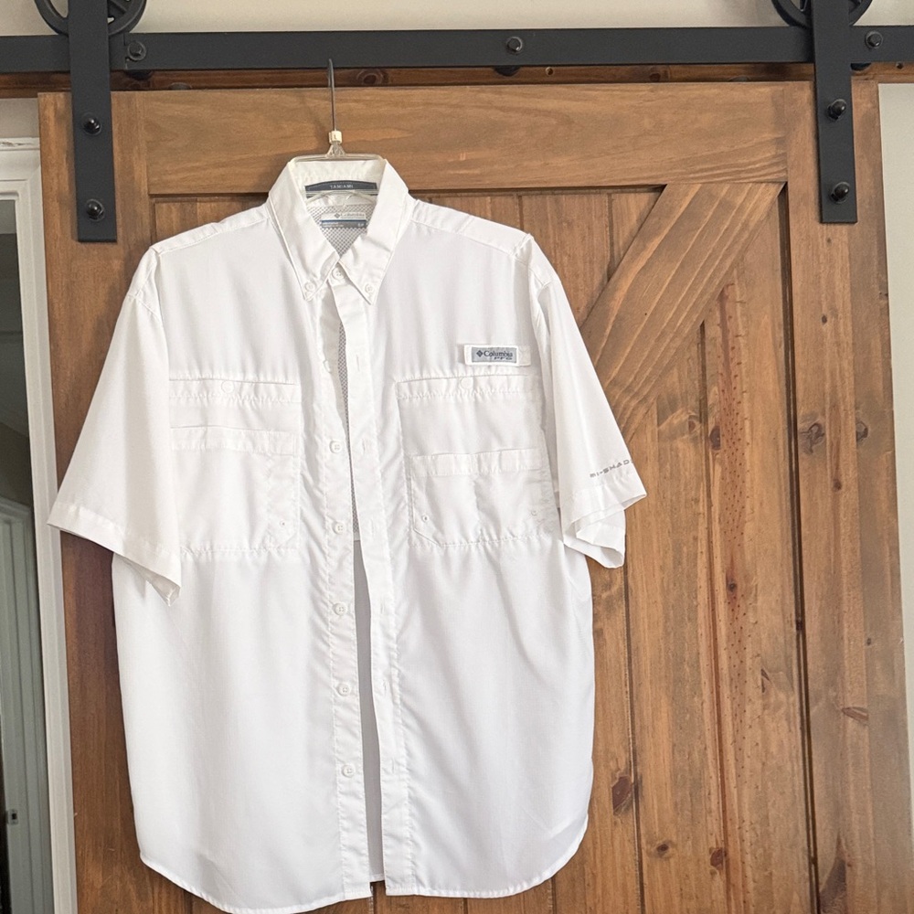 Columbia Men's Classic White Button Down Shirt